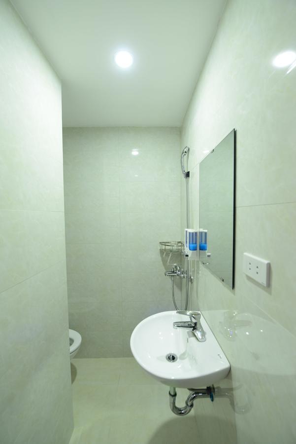 Pillow Backpacker Hostel (Adults Only) Hanoi Zewnętrze zdjęcie